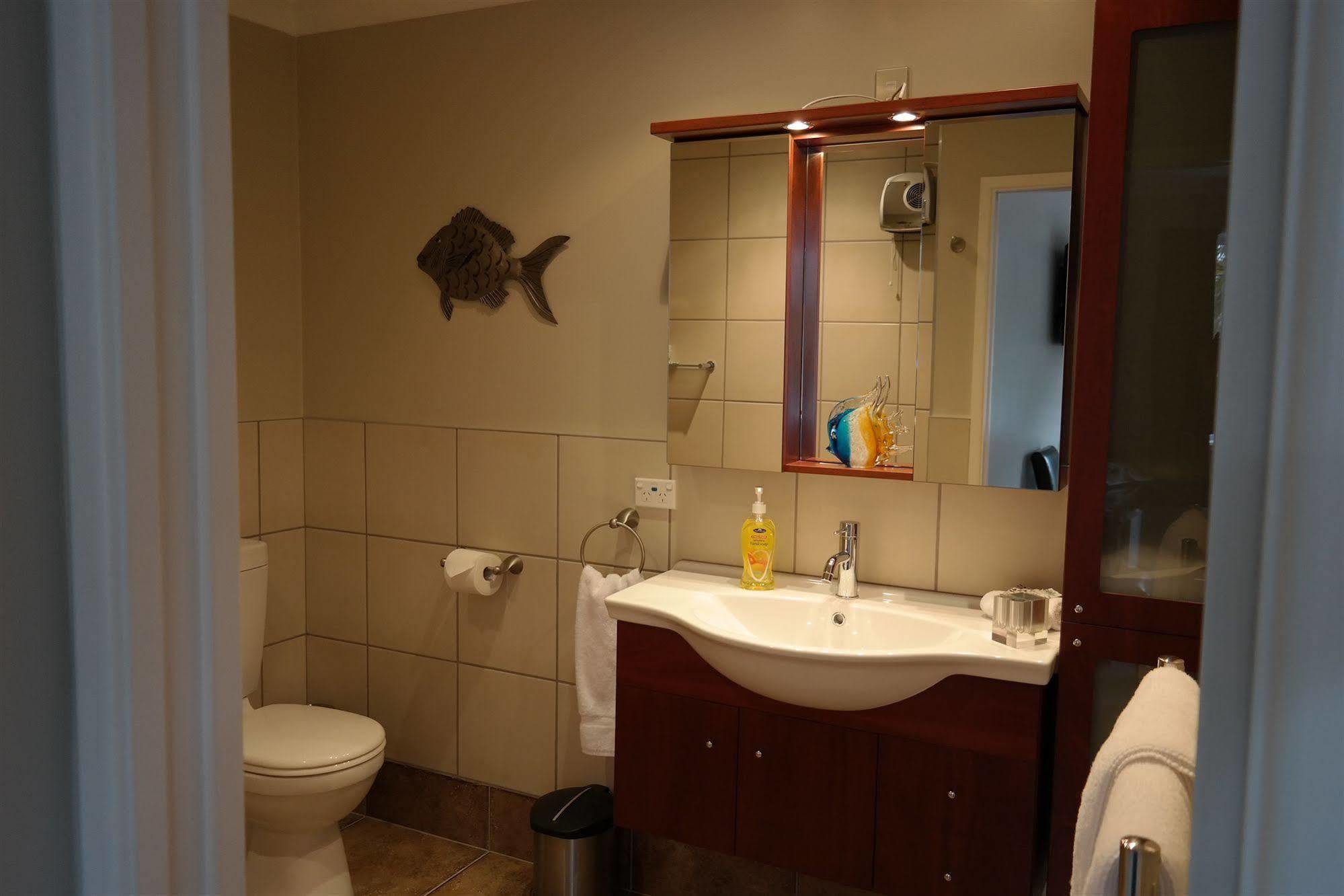 Sounds Vista B&B Пиктон Экстерьер фото